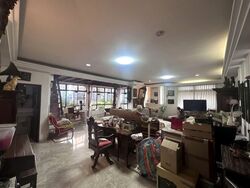 Lloyd Court (D9), Apartment #562070401